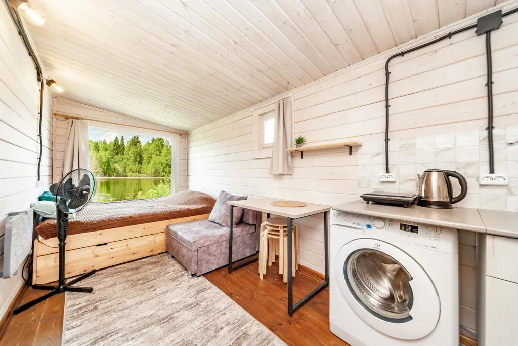 Домик на двоих с панорамным окном №2