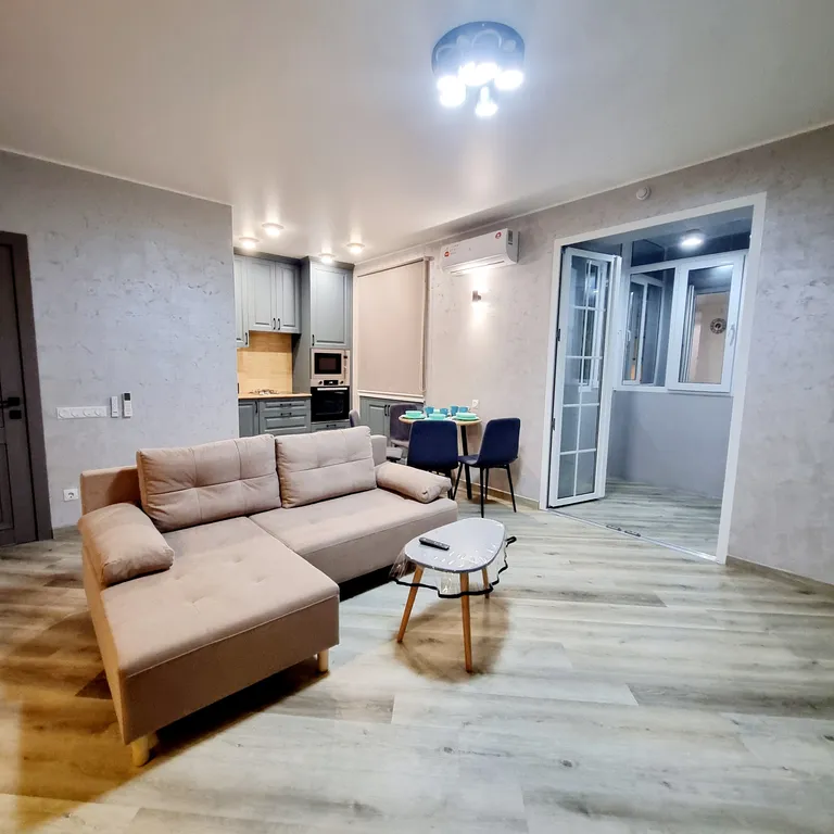 Уютная квартира в центре города с дизайнерским ремонтом