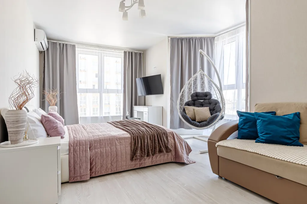 Квартира Красивая квартира с панорамными окнами и качелей — Краснодар