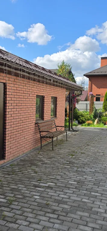 Аренда шикарного дома с ландшафтный дизайном