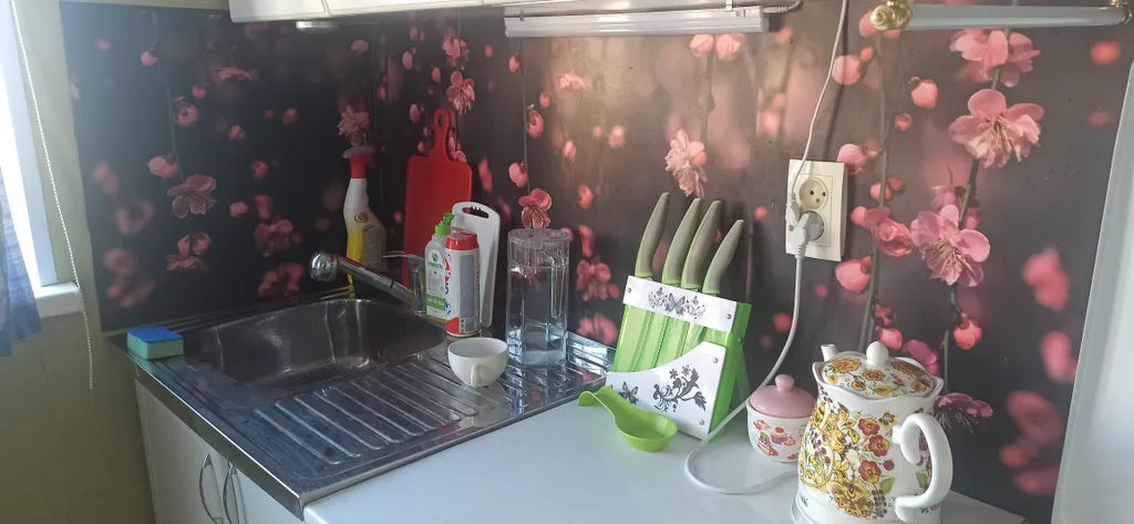 Квартира Уютная квартира с огромным диваном — Сухум