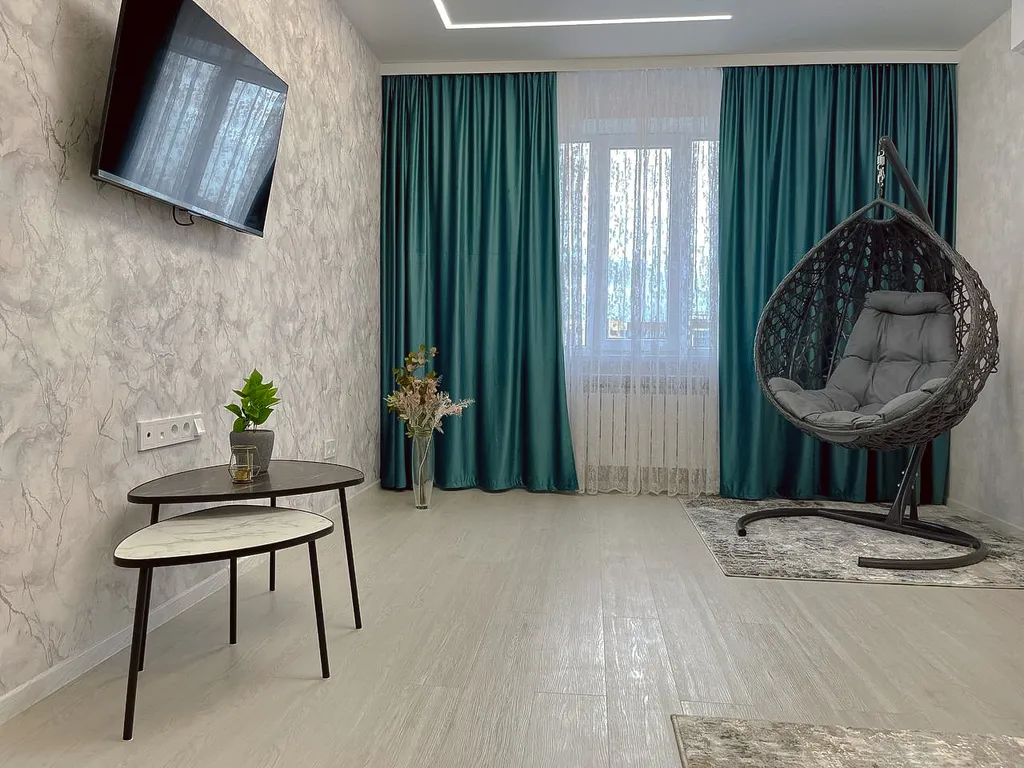 Уютная 2 к квартира с дизайнерским ремонтом в центре города