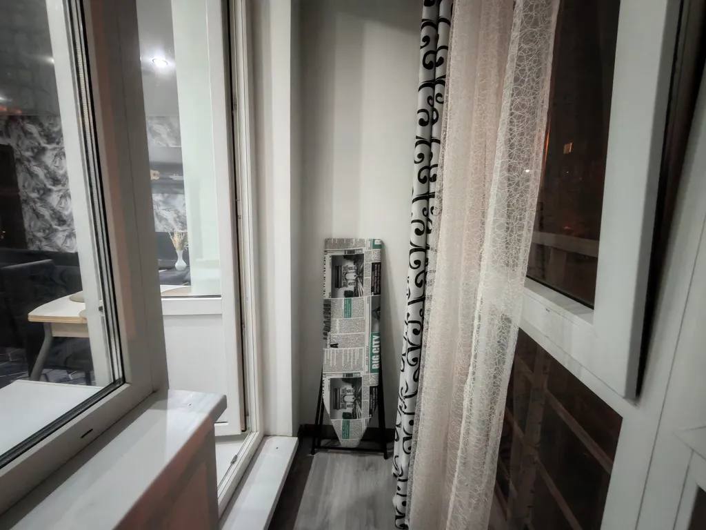 Студия черно-белое кино