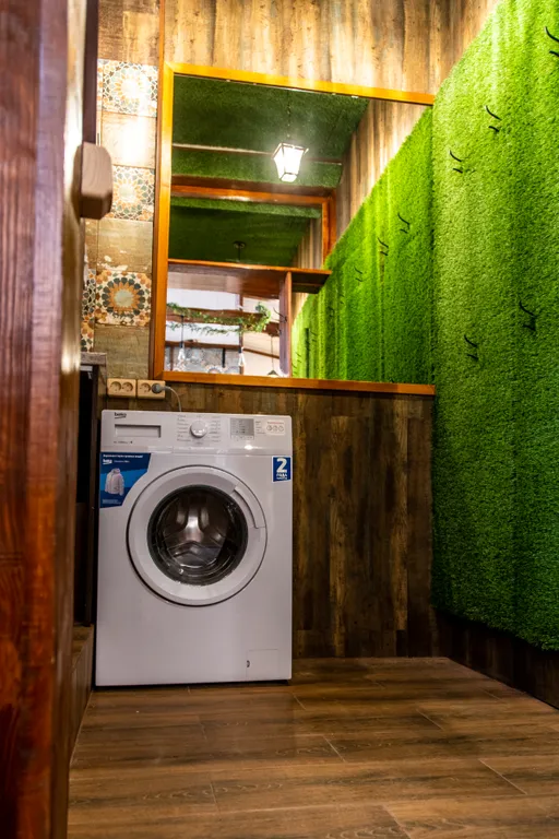 Квартира 2-комнатная в старинном особняке с парковкой