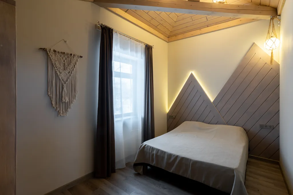 Коттедж Виноград, дом на 6-8 человек в лесу — аренда посуточно в Моховички