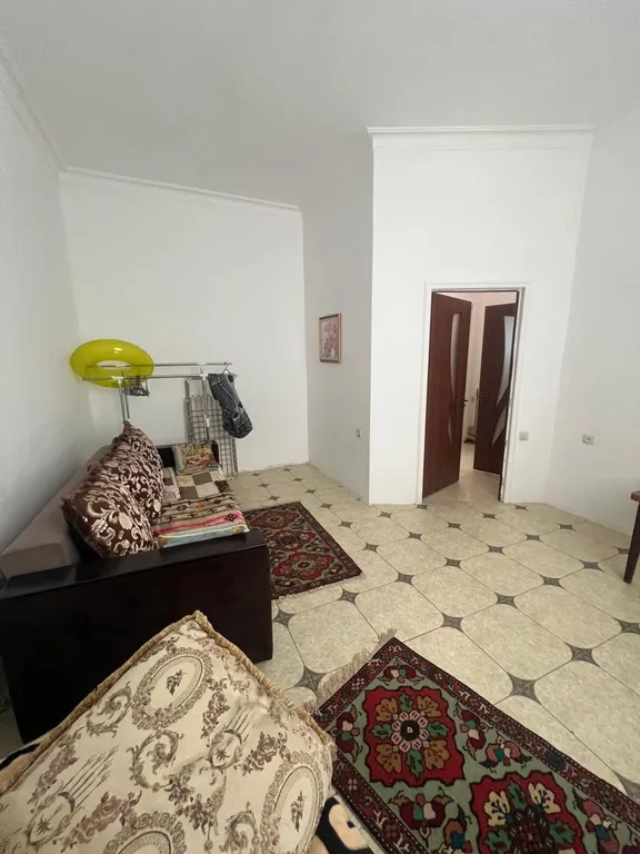 Двухкомнатная квартира на берегу моря