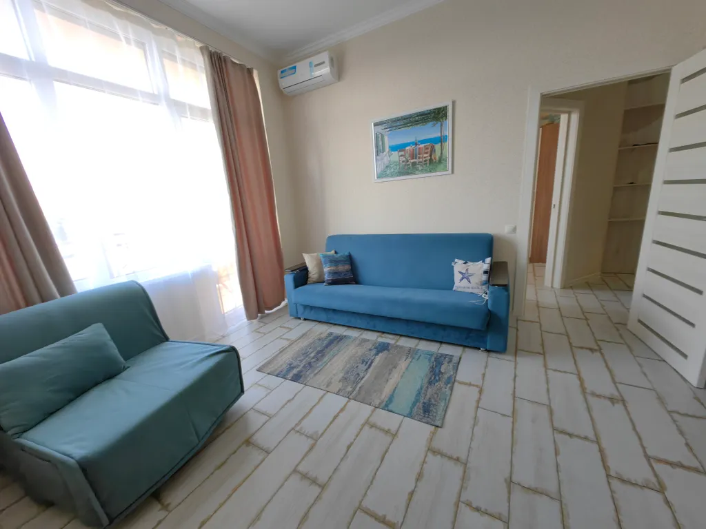 Квартира на первой береговой с видом на море