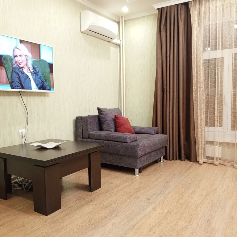 Квартира Просторная квартира — Тюмень