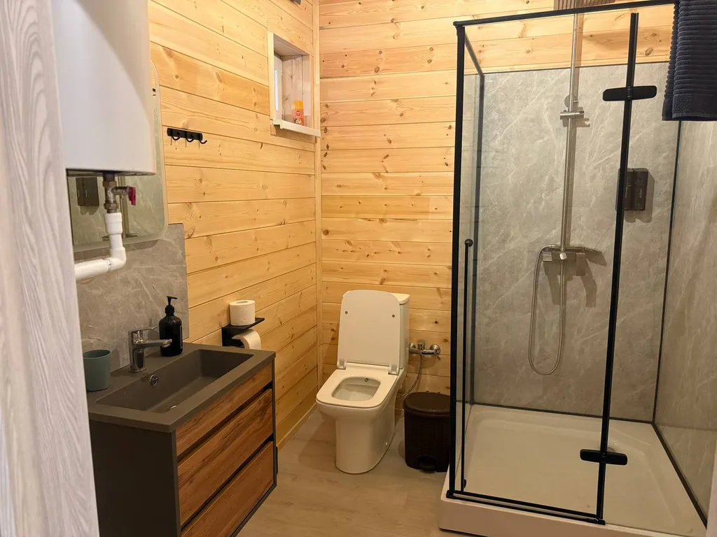 Шале Зарево 1