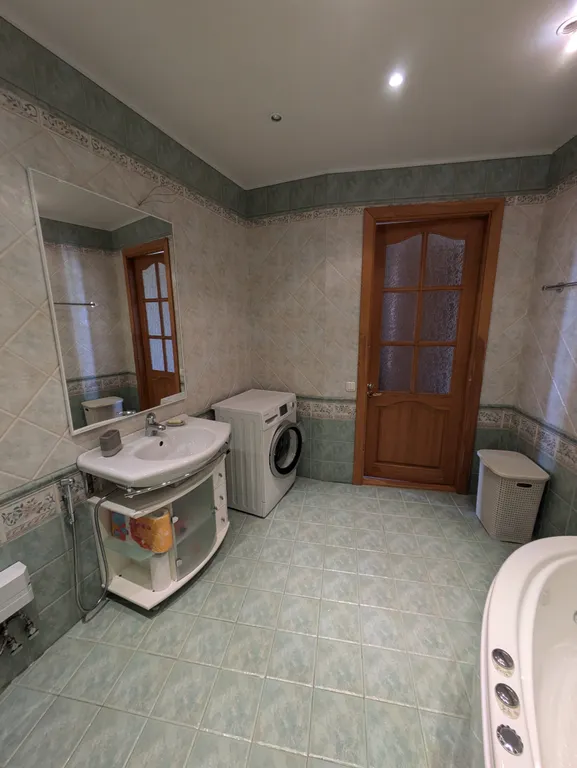 Квартира Просторная студия с видом на оперный театр — Екатеринбург