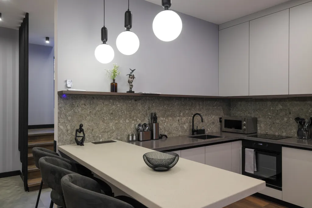 Коттедж c 2 спальнями, террасой, мангальной зоной и парковкой