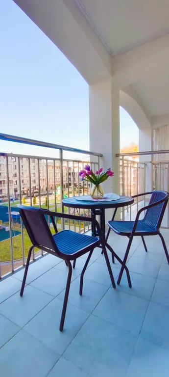 Студия с бассейнами рядом с Кипарисовым озером