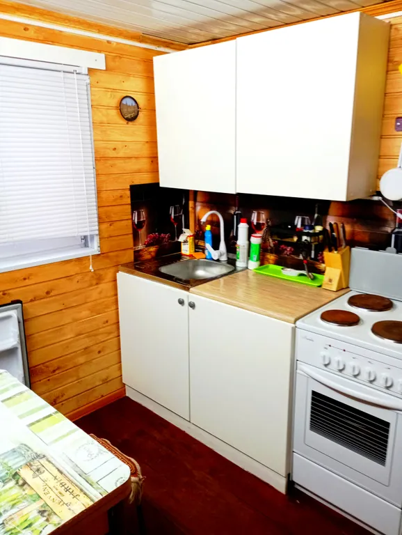 Коттедж Домик в лесу с баней — Свирьстрой