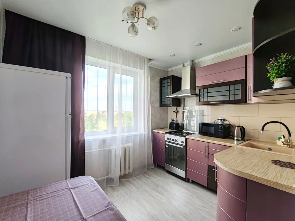 Квартира с видом на парк возле СК Олимпийский