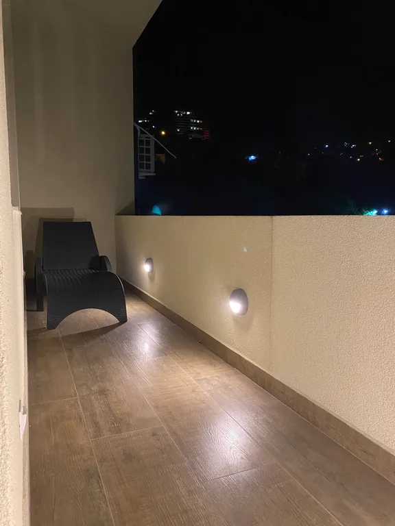 Апартаменты с балконом и видом на море