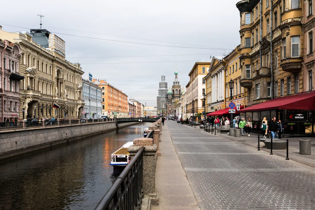 4-комнатная Квартира