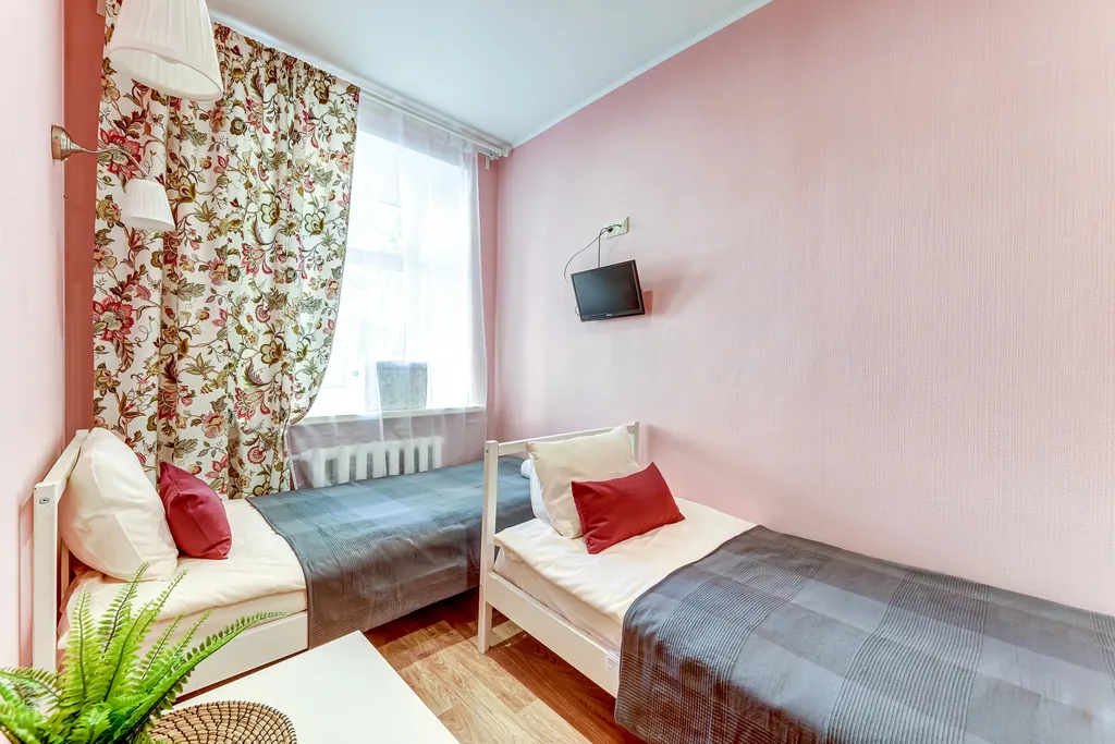 Просторная 5-комнатная квартира в самом центре города