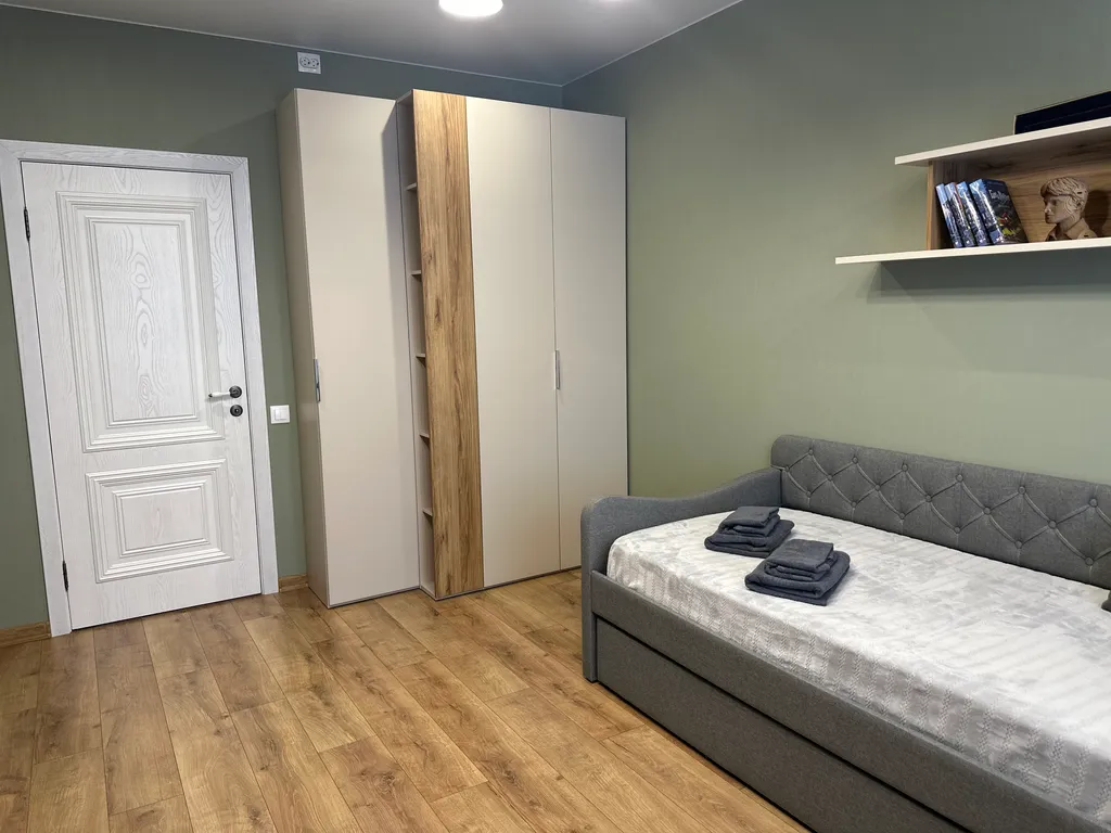 3-комнатная квартира у озера