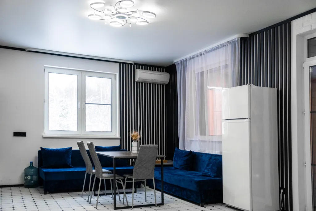 Коттeдж сo вcеми удoбствами для компании