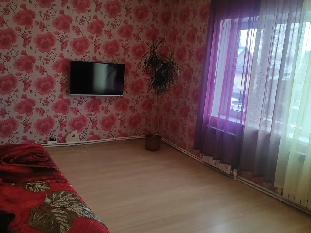 Уютная комната в частном доме в тихом районе города