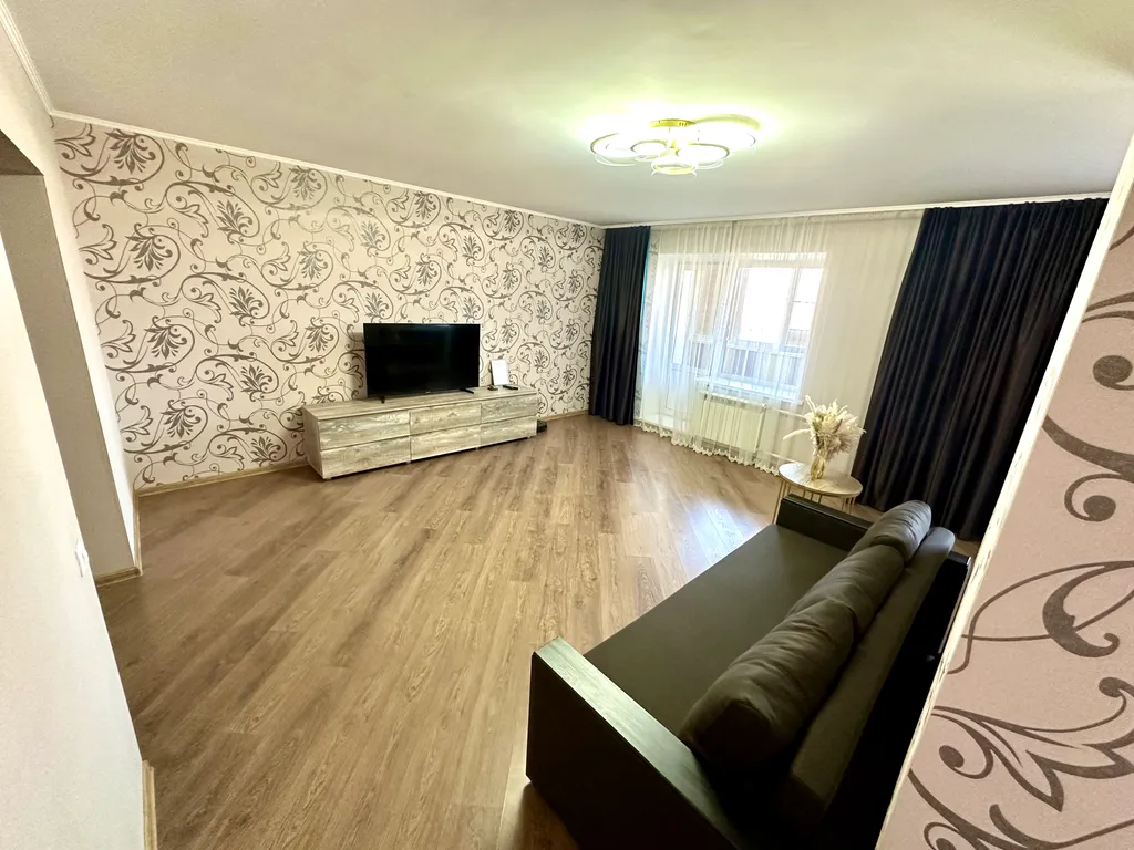 Одна из самых больших квартир в Барнауле