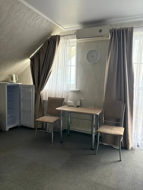 Квартира Двухместный номер люкс  семейный с видом на сад и Волгу — аренда посуточно в Хвалынск