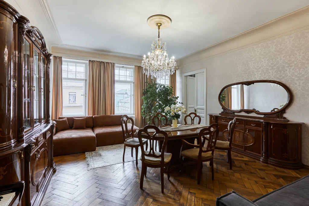 Уютная просторная 5-комнатная квартира в самом центре