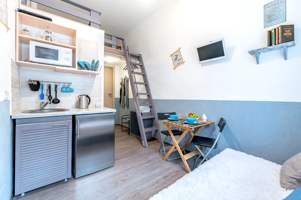 Квартира Квартира Уютная двухуровневая студия в центре СПб, напротив Московского вокзала — Санкт-Петербург