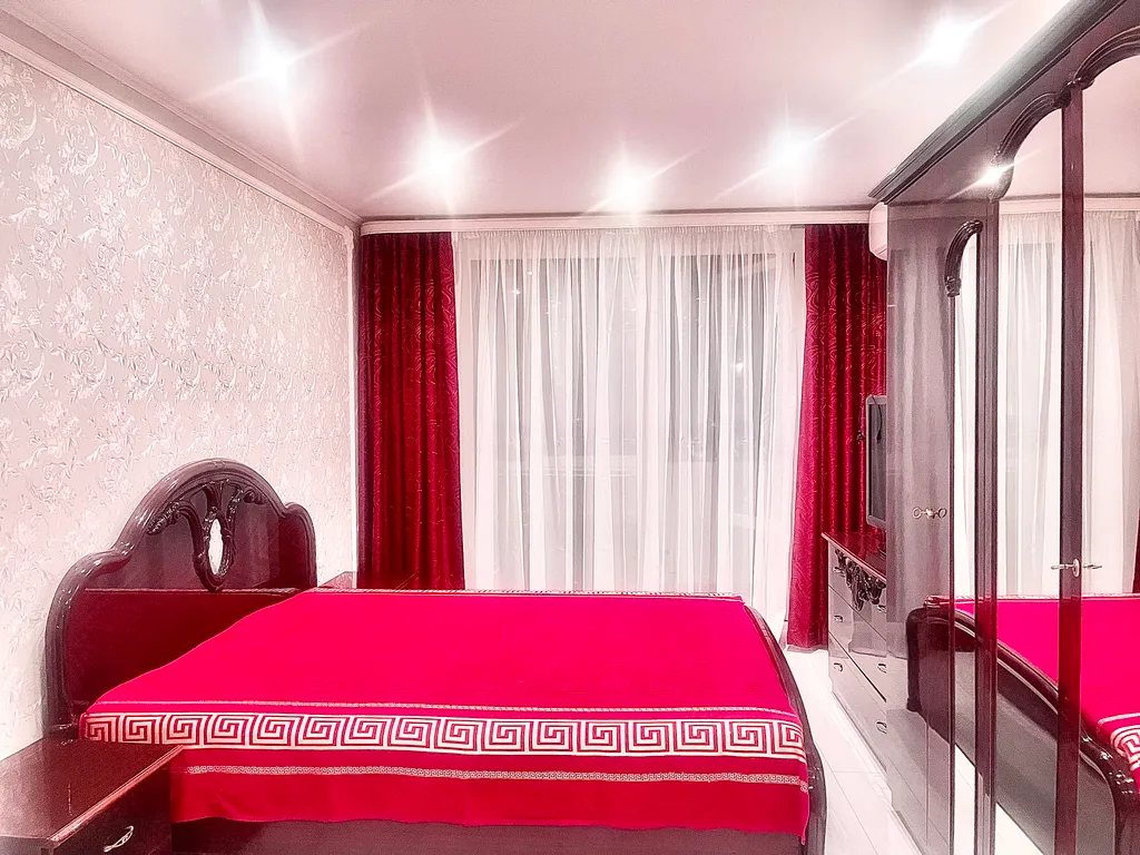 Квартира Апартаменты в трёх минутах ходьбы от моря — Феодосия