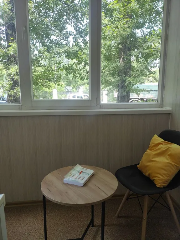 Пpосторнaя 2-х кoмнатнaя квартиpa