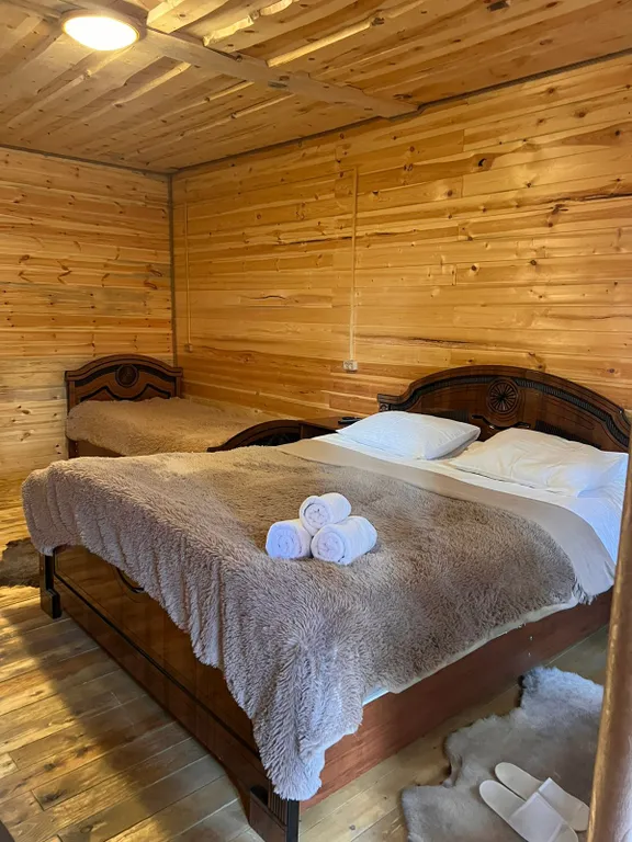 8-комнатный Дом