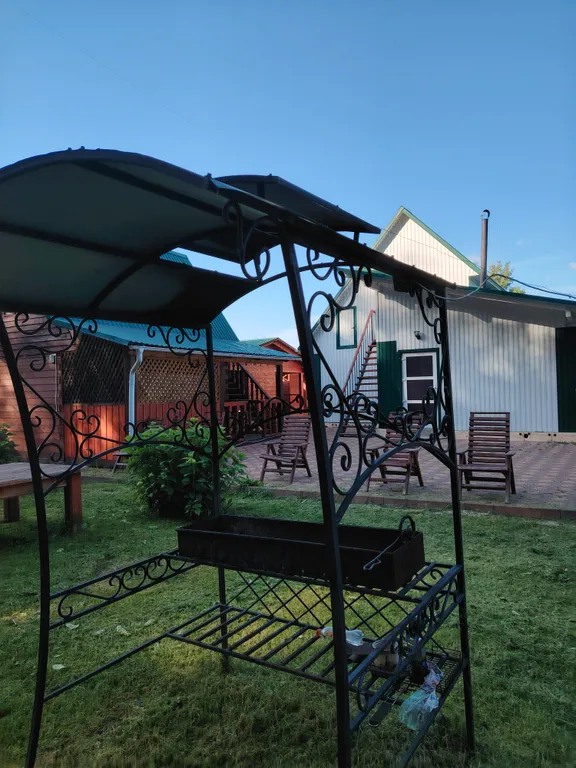 Благоустроенный дом 100кв.м с березовым лесом на территории.