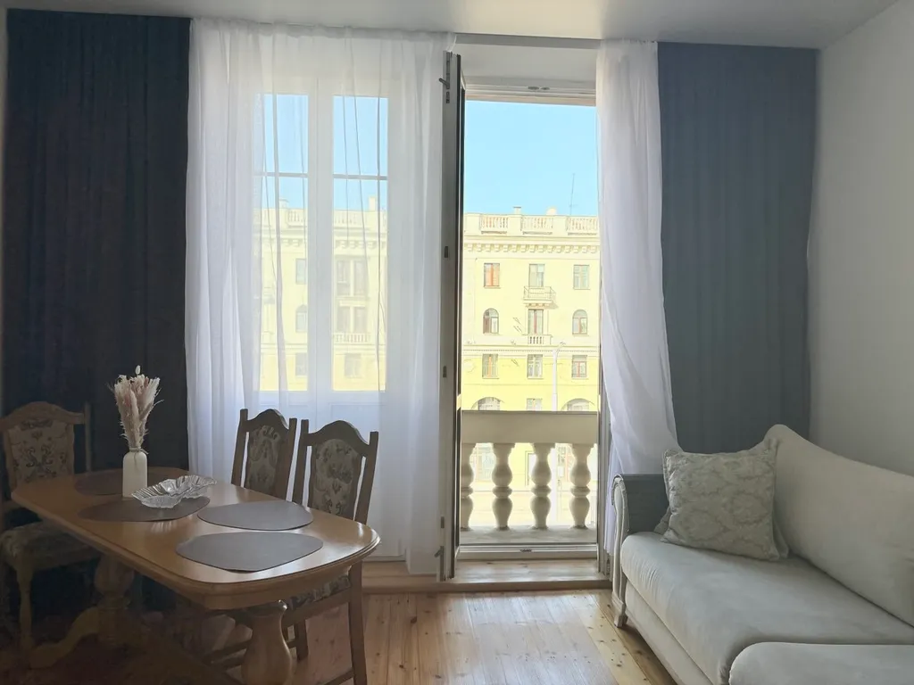 Квартира Двухкомнатный апартамент с видом на «Ворота Минска» — Минск