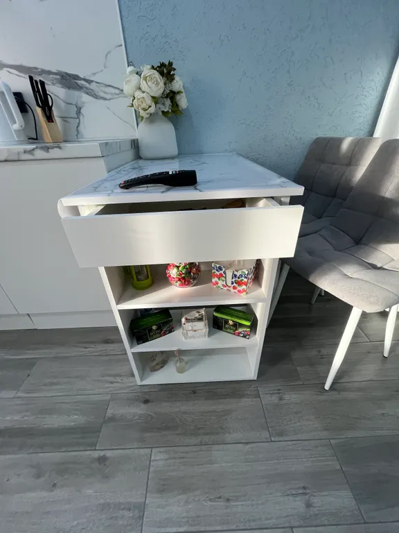 Новая квартира-студия около ТРК Алмаз