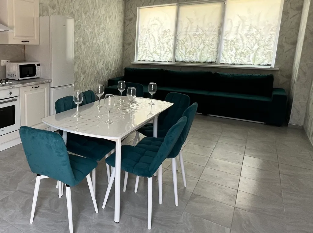 Новый таунхаус со всеми удобствами для большой компании