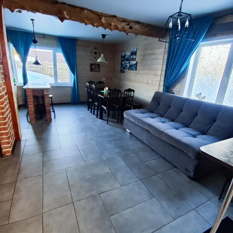 Уютный дом с видом на горы