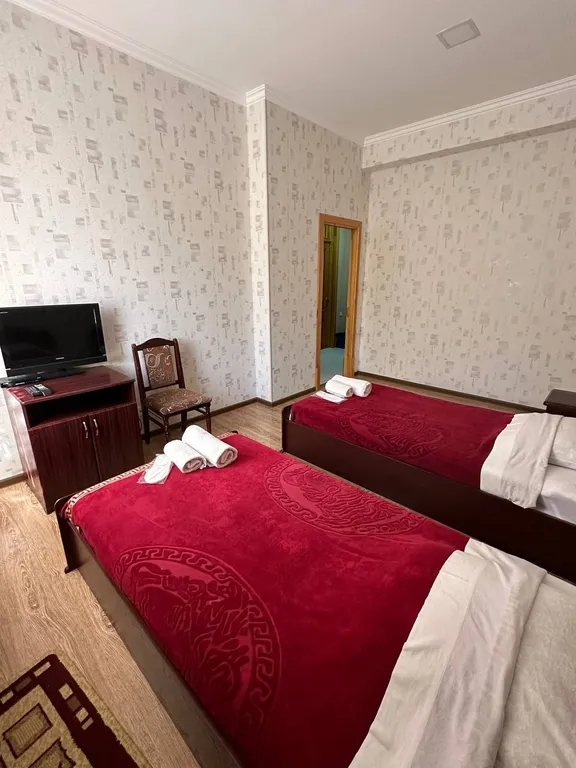 Семейный улучшенный номер из 2-комнат с видом на сад и бассейн