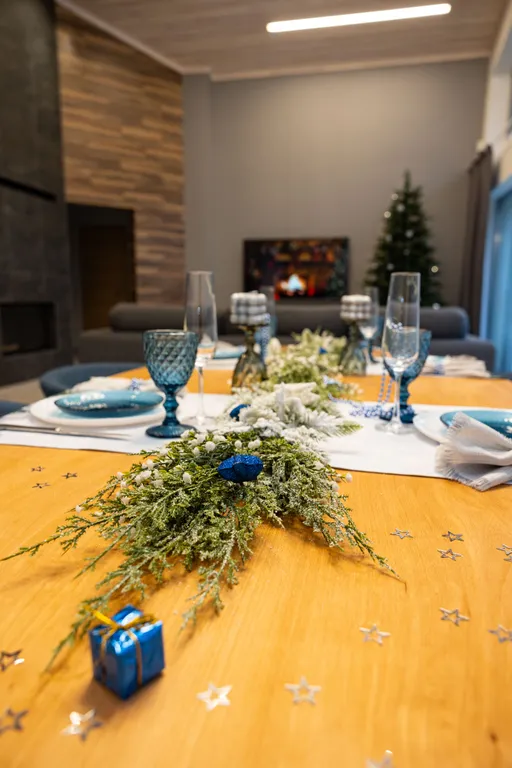 Квартира с 3 спальнями, камином с живым огнём и видом на горы