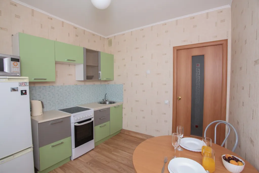 Солнечная квартира рядом с ТРЦ Планета