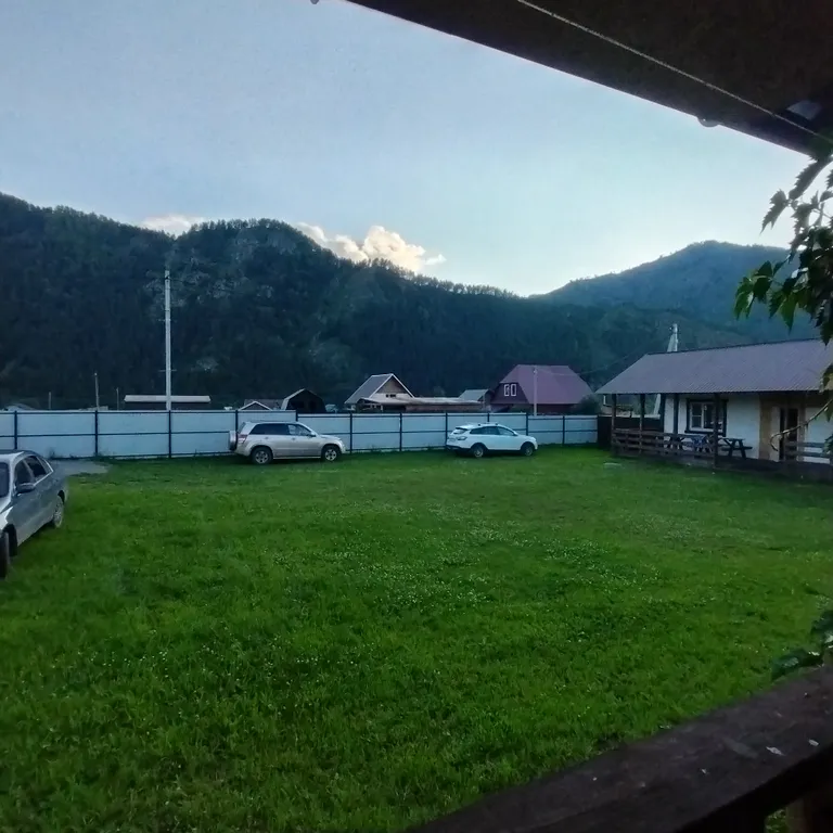 Домик 2 с видом на горы