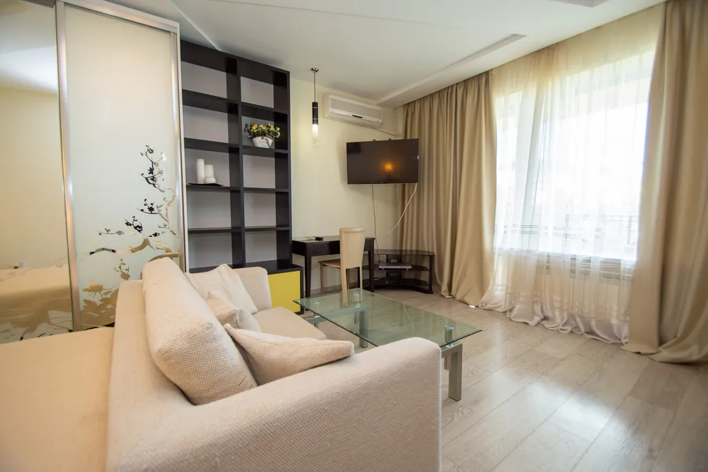 Однокомнатный апартамент "Андеграунд" с видом на море