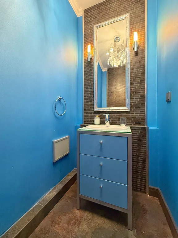 Апартаменты 5-комнатные в центре города