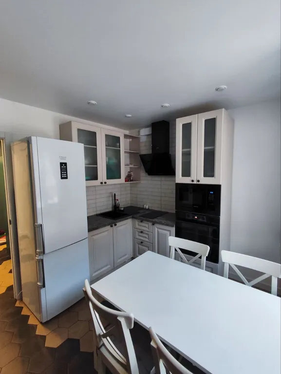 Шикарная квартира в самом Сердце Листвянки