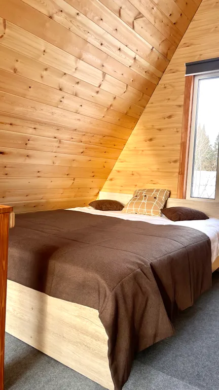 Коттедж Уютный домик Sklon House — Шерегеш