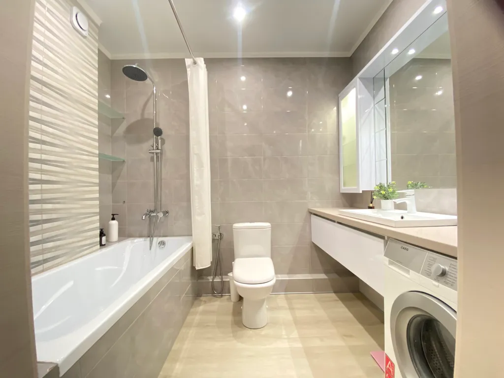 Чистая и уютная квартира с видом на Волгу и на остров