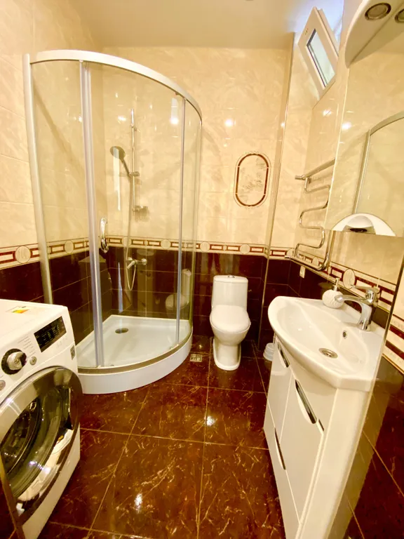 Квартира 3-комнатная Квартира — Адлер