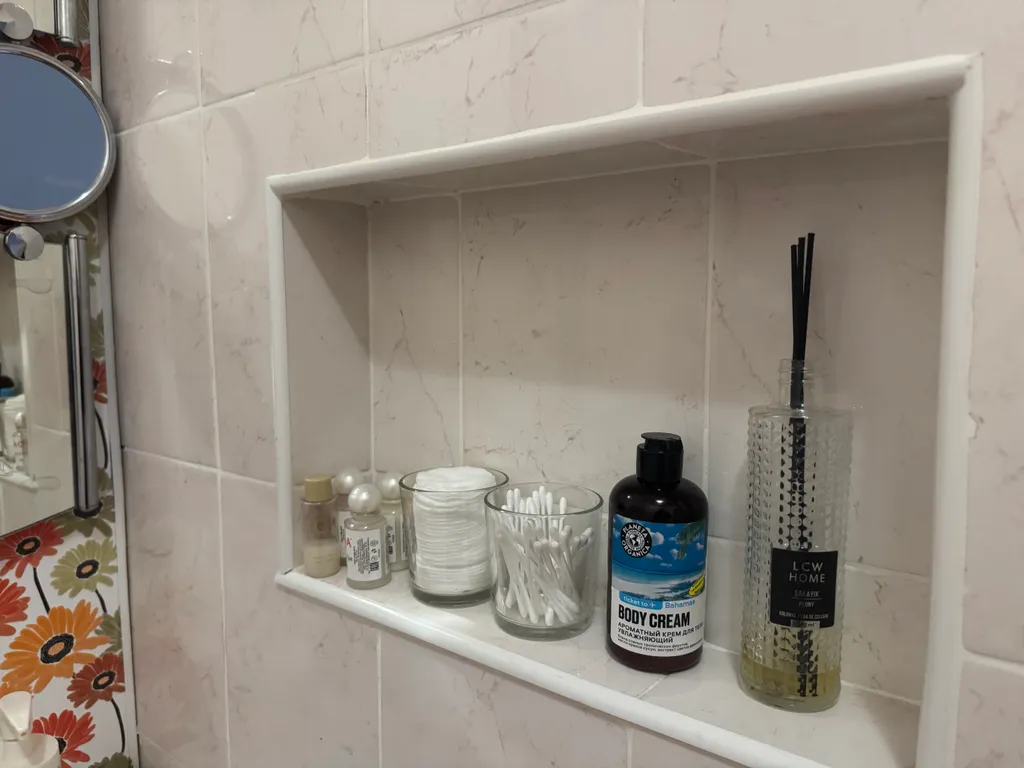 В центре города большая, атмосферная квартира с лужайкой