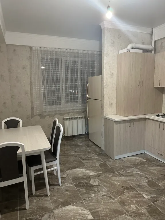 Уютная квартира с панорамным видом на горы , около нового сквера