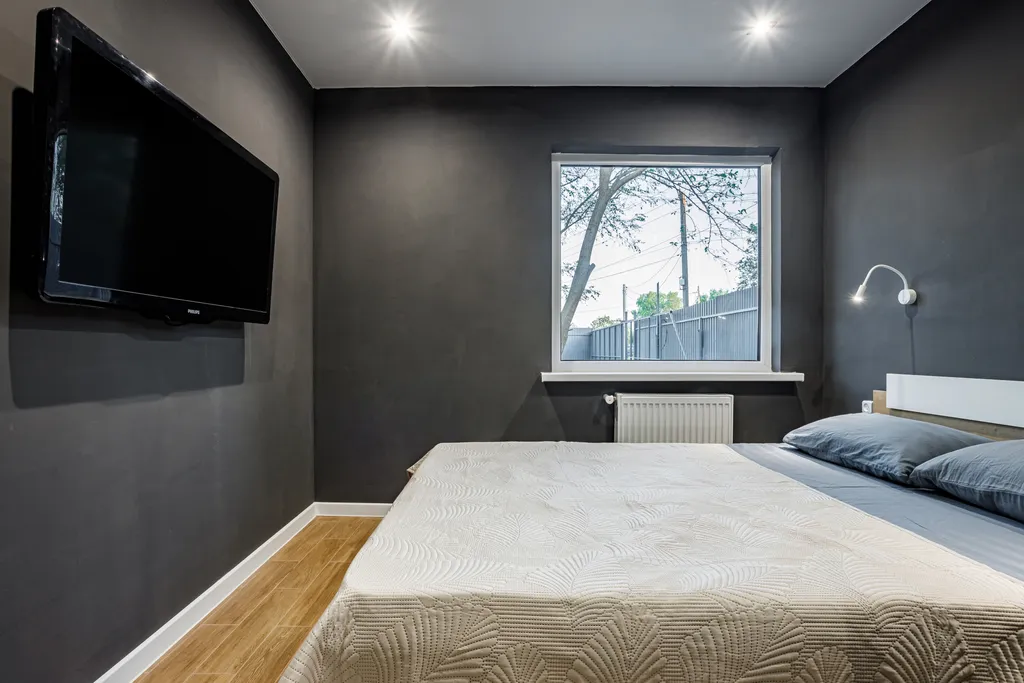 Дом на берегу реки