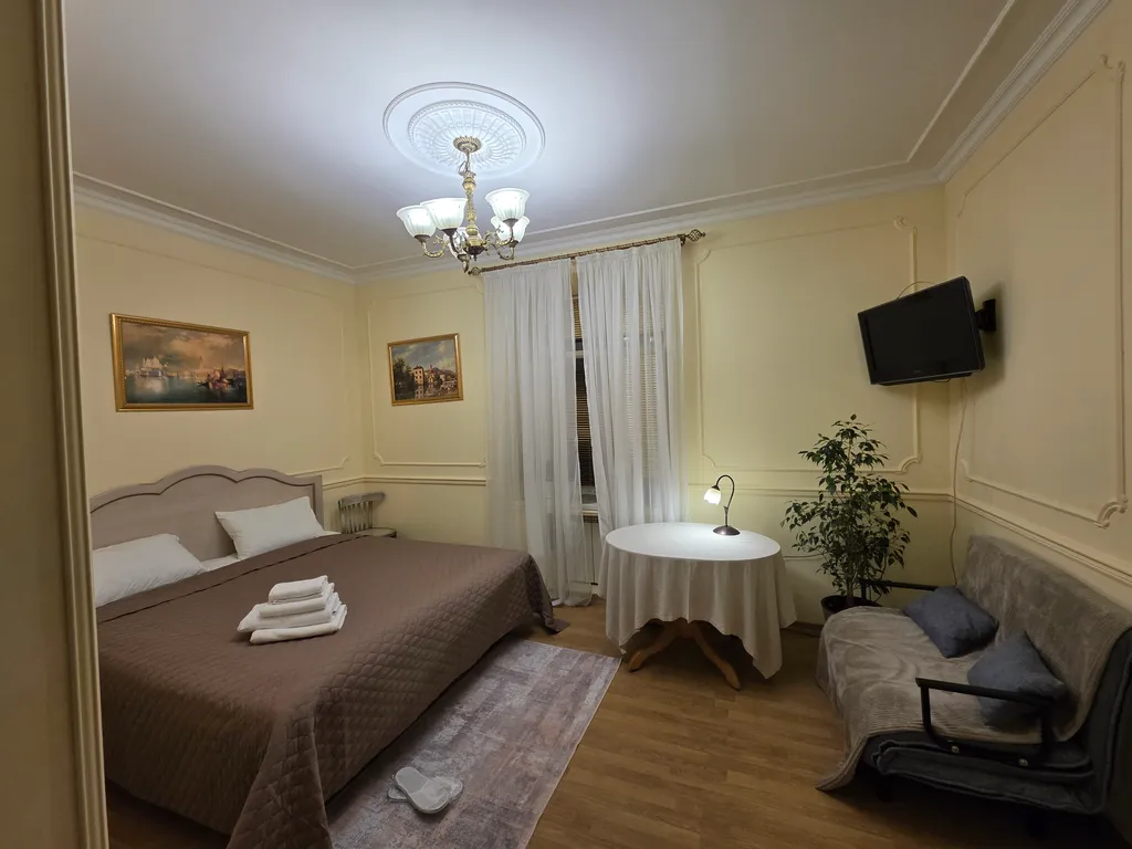 Апартаменты с большой кроватью в центре